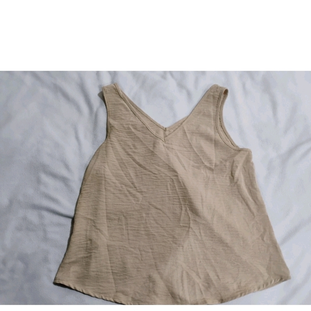 Elegant Tan Tank Top - Picture 4 of 6